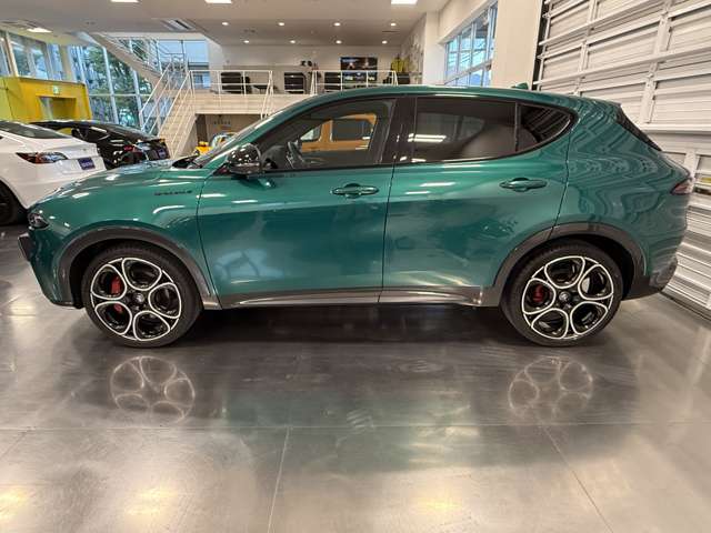 Alfa Romeo トナーレ 6