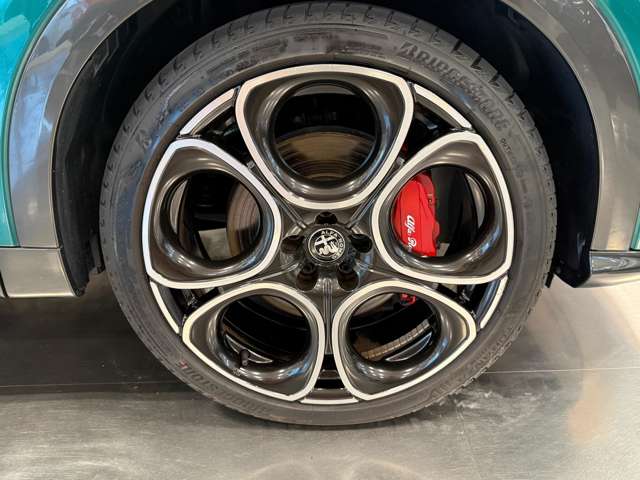 Alfa Romeo トナーレ 9