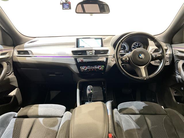 BMW X2 8