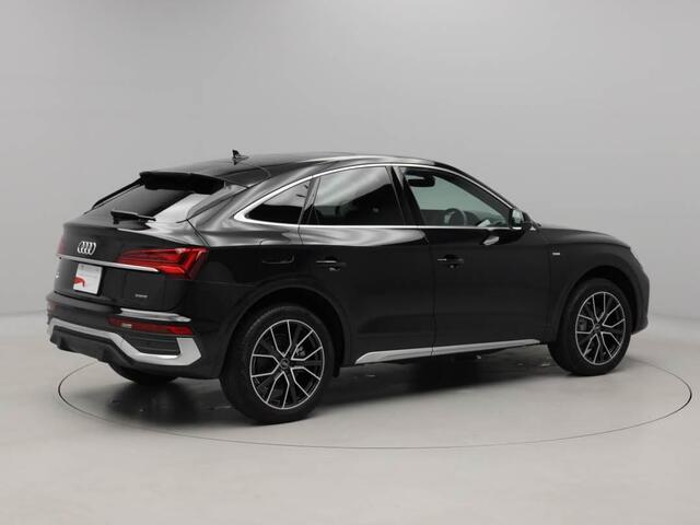 Audi Q5 Sportback 5