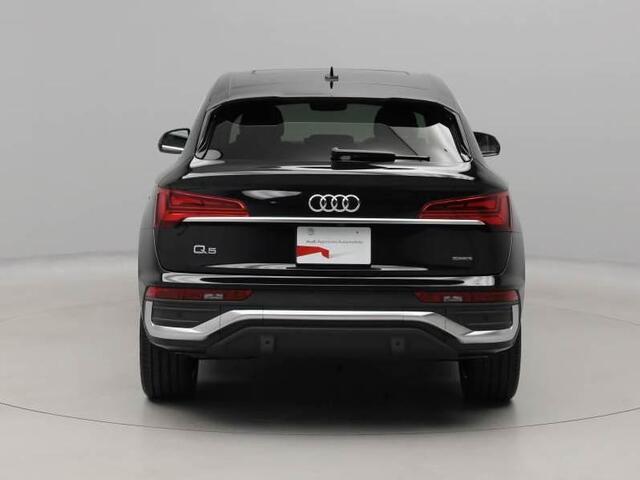 Audi Q5 Sportback 6