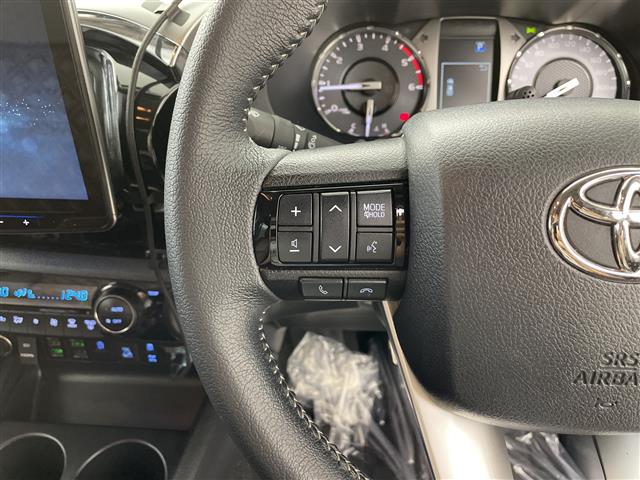 Toyota Hilux 12