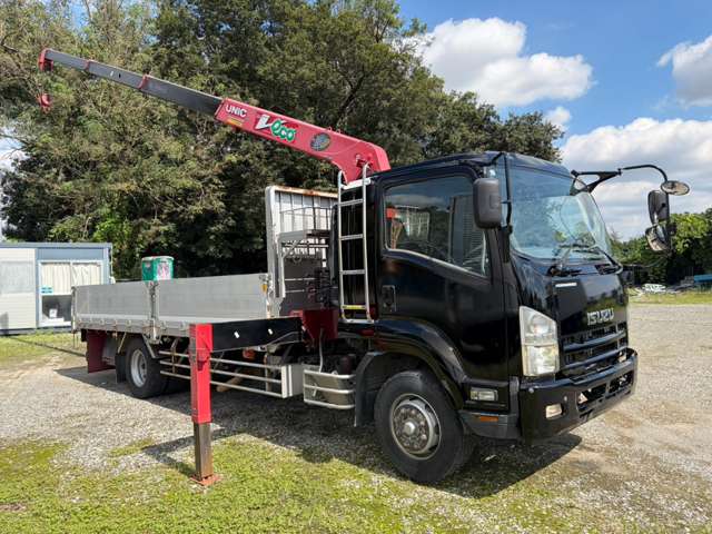 Isuzu Forward 9