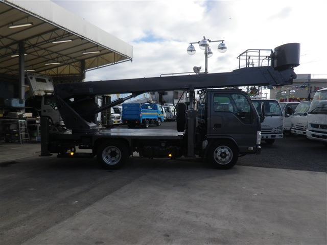 Isuzu Elf 5