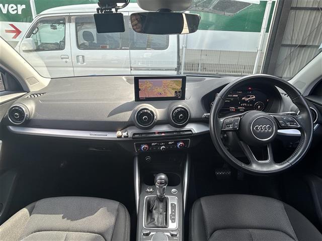 Audi Q2 4