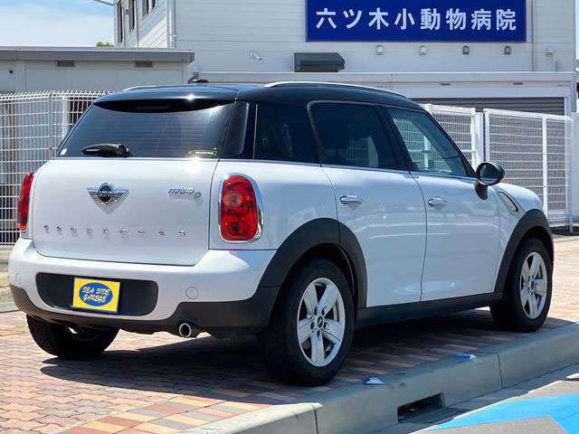 MINI Crossover 7