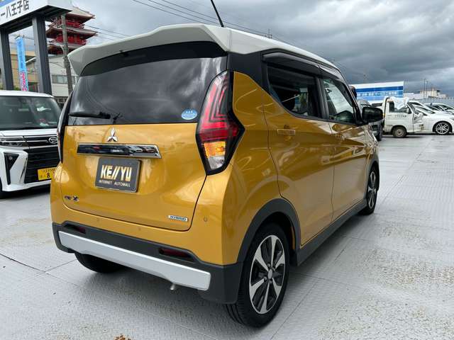 Mitsubishi eK X 8