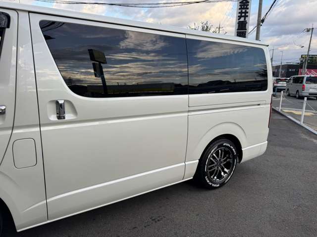 Toyota Regius Ace 10