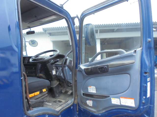 Hino Profia 11