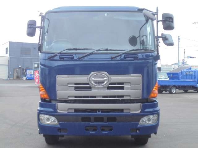 Hino Profia 7