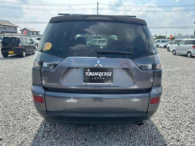 Mitsubishi Outlander 11