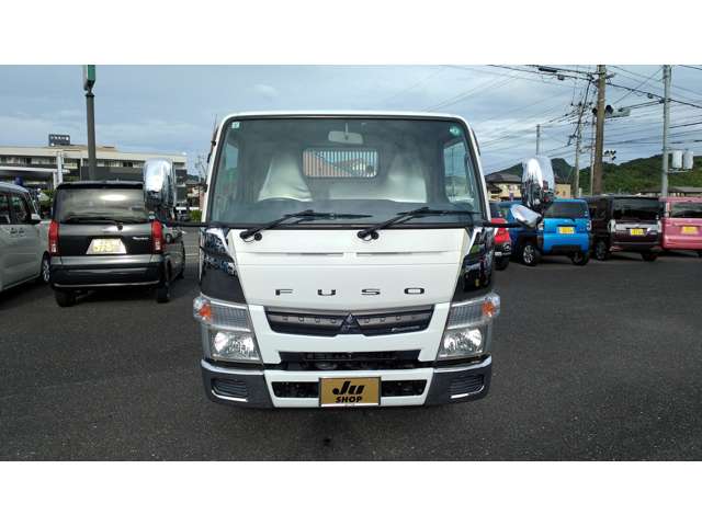 Mitsubishi Fuso Canter 2