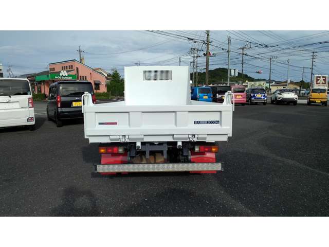 Mitsubishi Fuso Canter 5