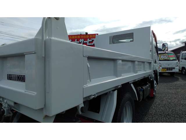 Mitsubishi Fuso Canter 10