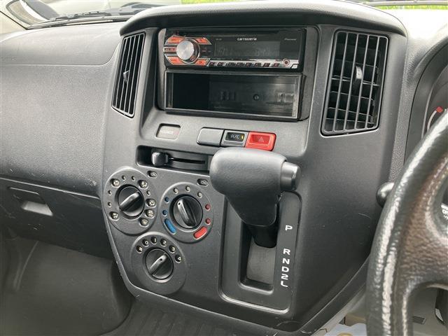 Toyota Light Ace Truck 12