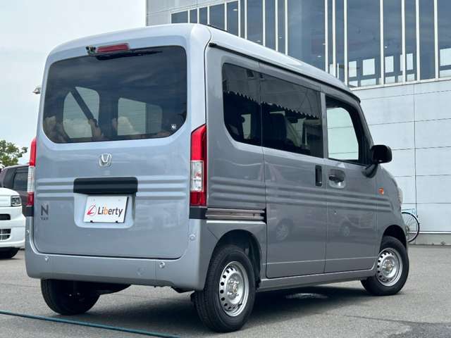 Honda N-VAN 8