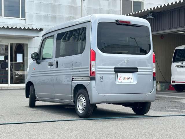 Honda N-VAN 10