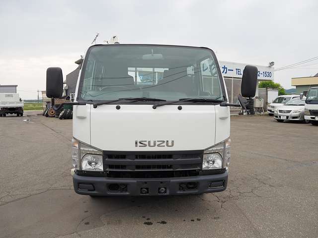 Isuzu Elf 2