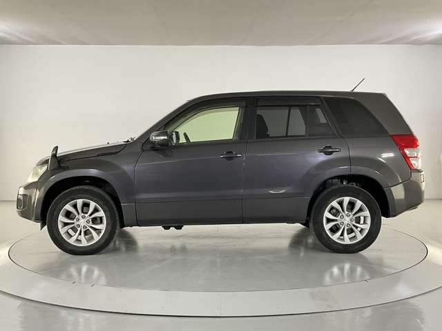 Suzuki Escudo 7