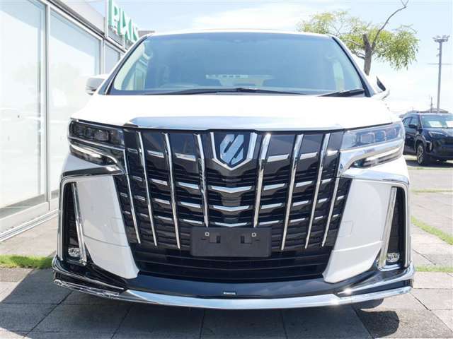 Toyota Alphard 2