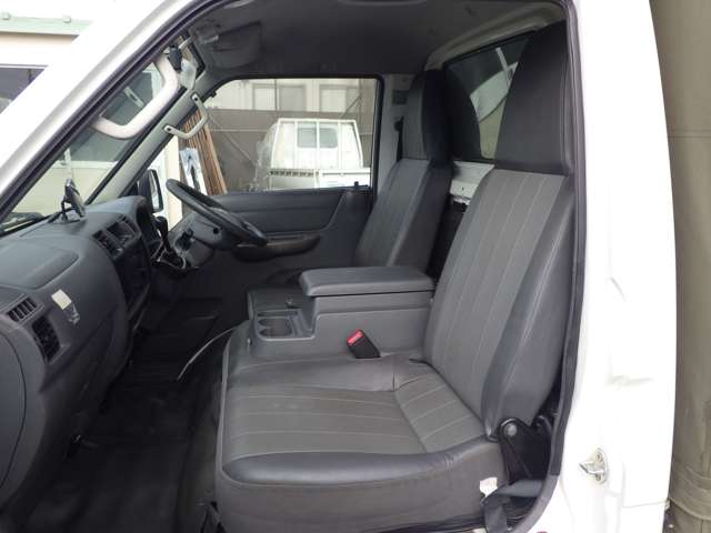 Mazda Bongo Truck 11