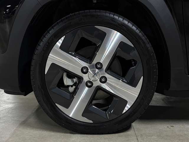 Hyundai インスター 4