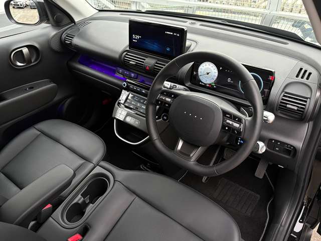 Hyundai インスター 6