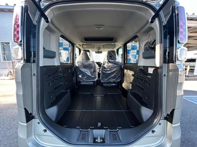 Suzuki Spacia Base 12