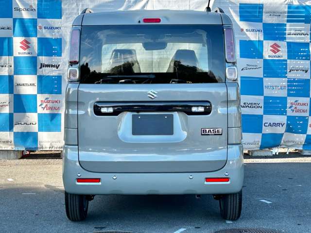Suzuki Spacia Base 7