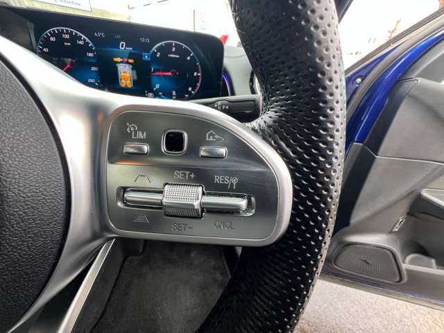 Mercedes-Benz GLB 10