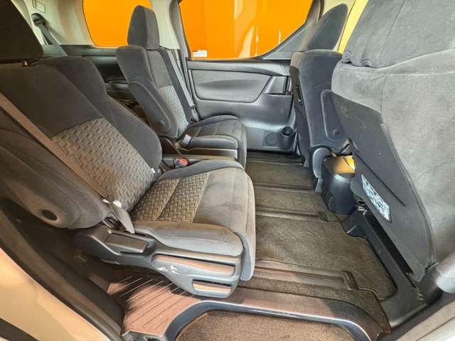 Toyota Alphard 10