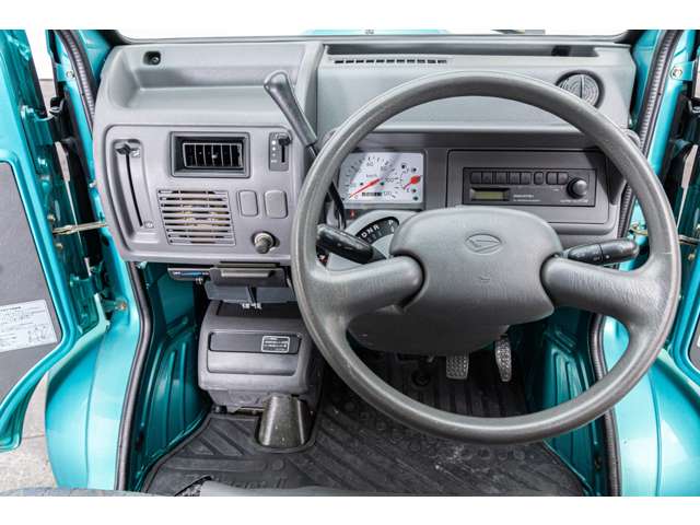 Daihatsu Midget II 2