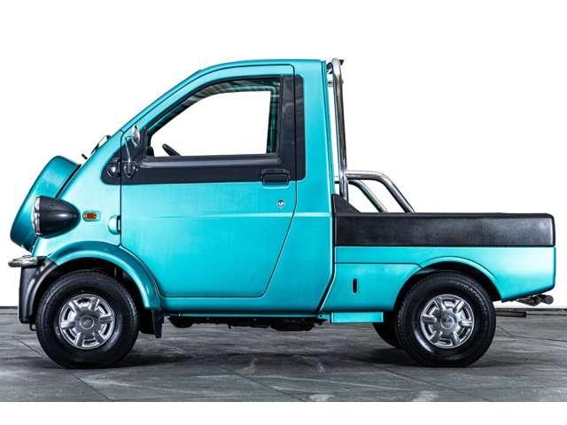 Daihatsu Midget II 6