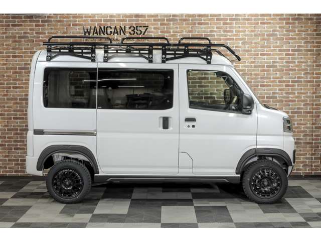 Daihatsu Atrai 7