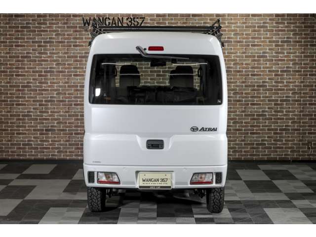Daihatsu Atrai 9