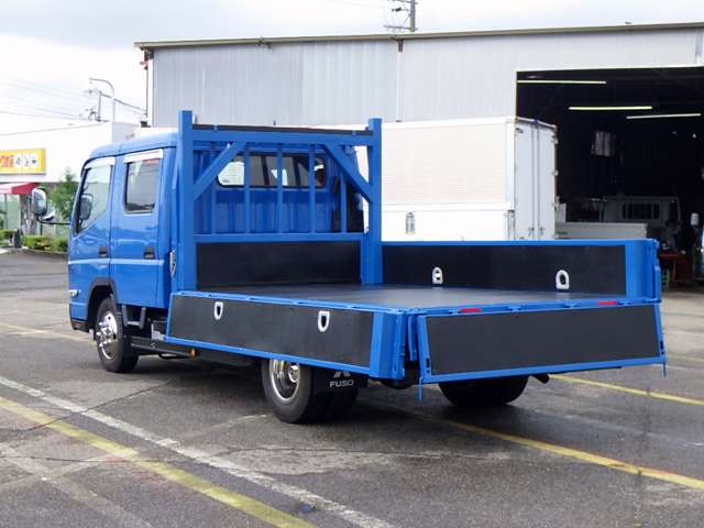Mitsubishi Fuso Canter 10