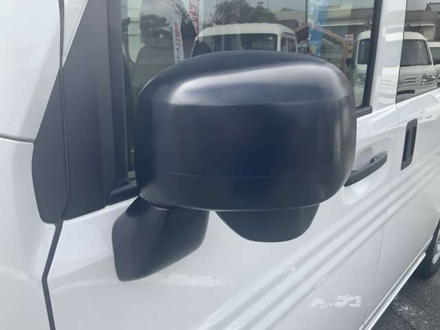 Honda N-VAN 12