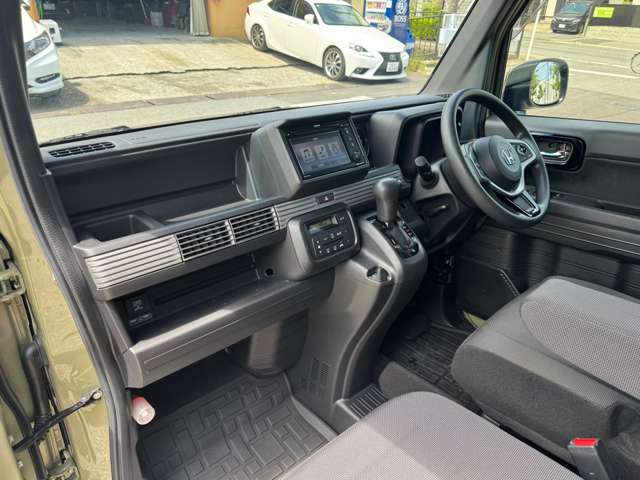 Honda N-VAN 11