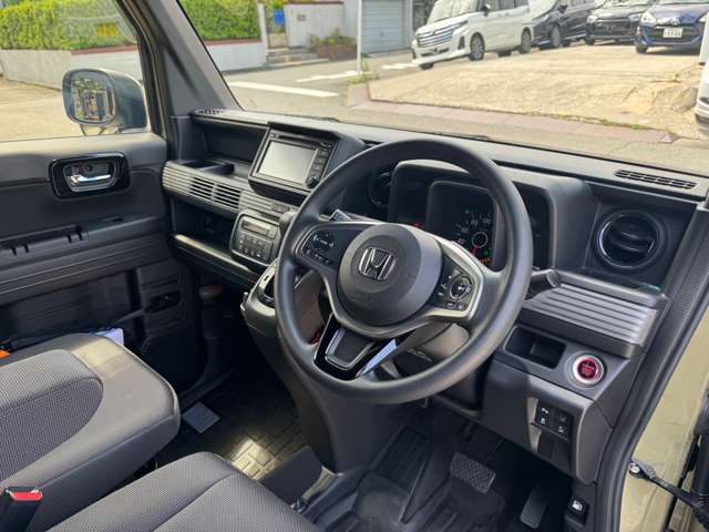 Honda N-VAN 12