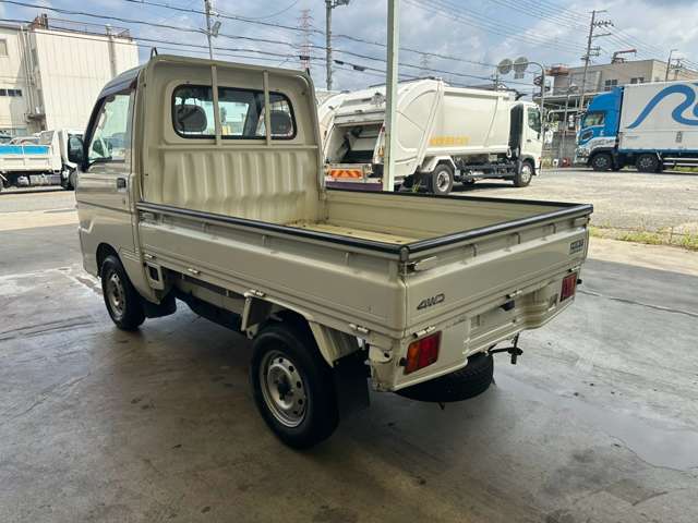 Daihatsu Hijet Truck 5