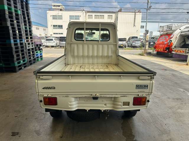 Daihatsu Hijet Truck 6