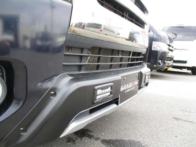 Toyota Hiace Van 11
