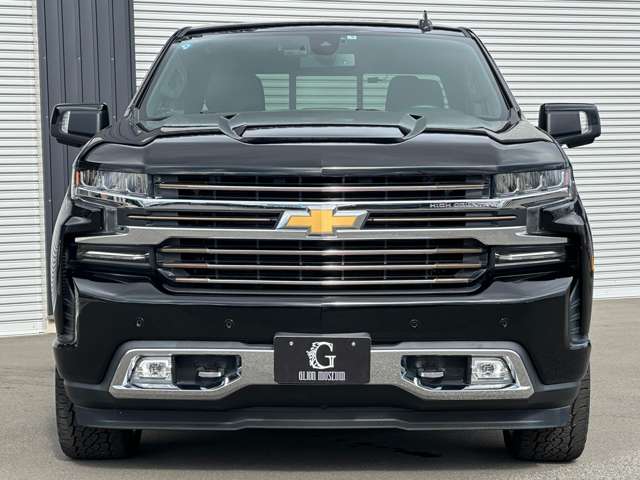 Chevrolet Silverado 3