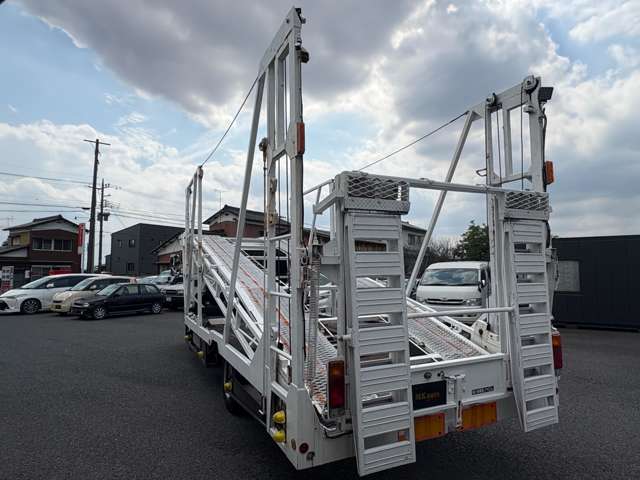 Hino Ranger 7