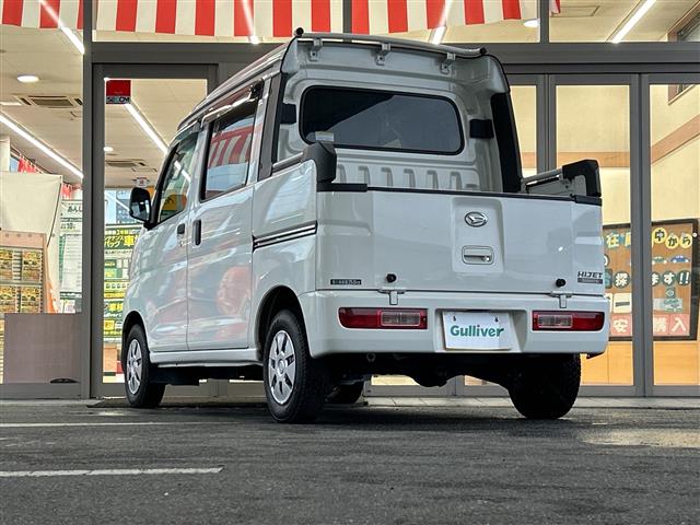 Daihatsu Hijet Deck Van 6
