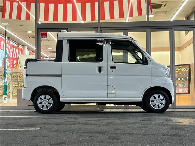 Daihatsu Hijet Deck Van 9