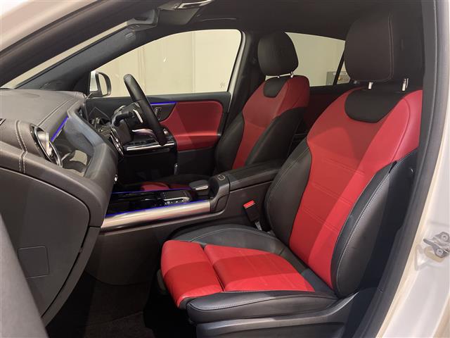 Mercedes-Benz GLA-Class 5
