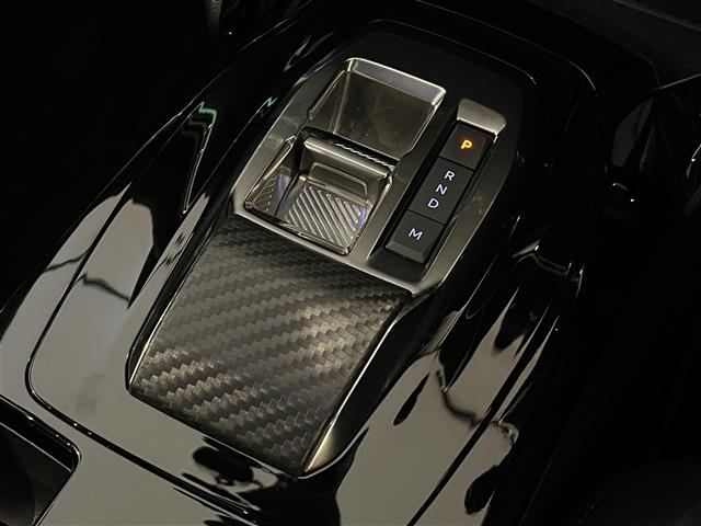 Peugeot SUV 2008 11