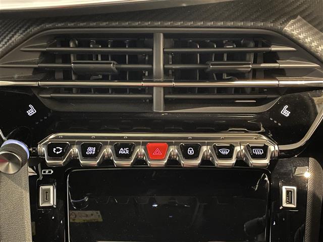 Peugeot SUV 2008 9