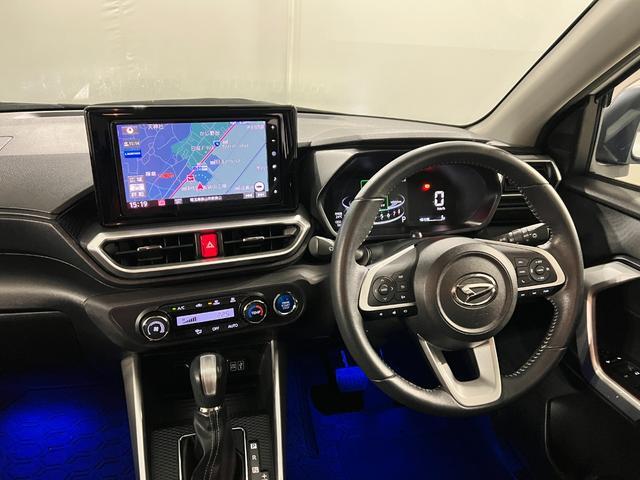 Daihatsu Rocky 5